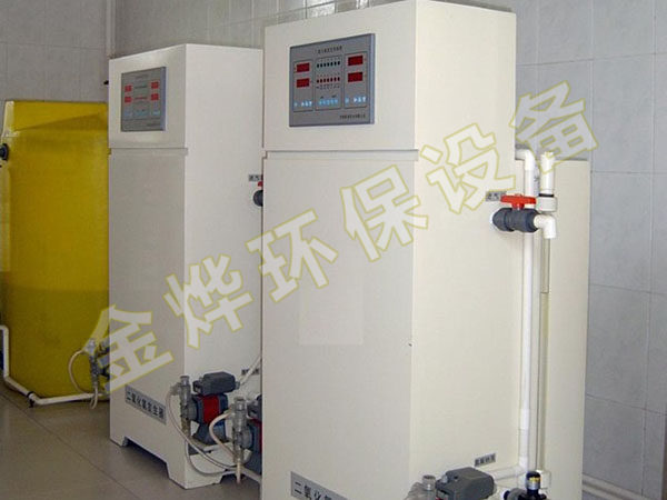 鴻陽大型設(shè)備實物照片